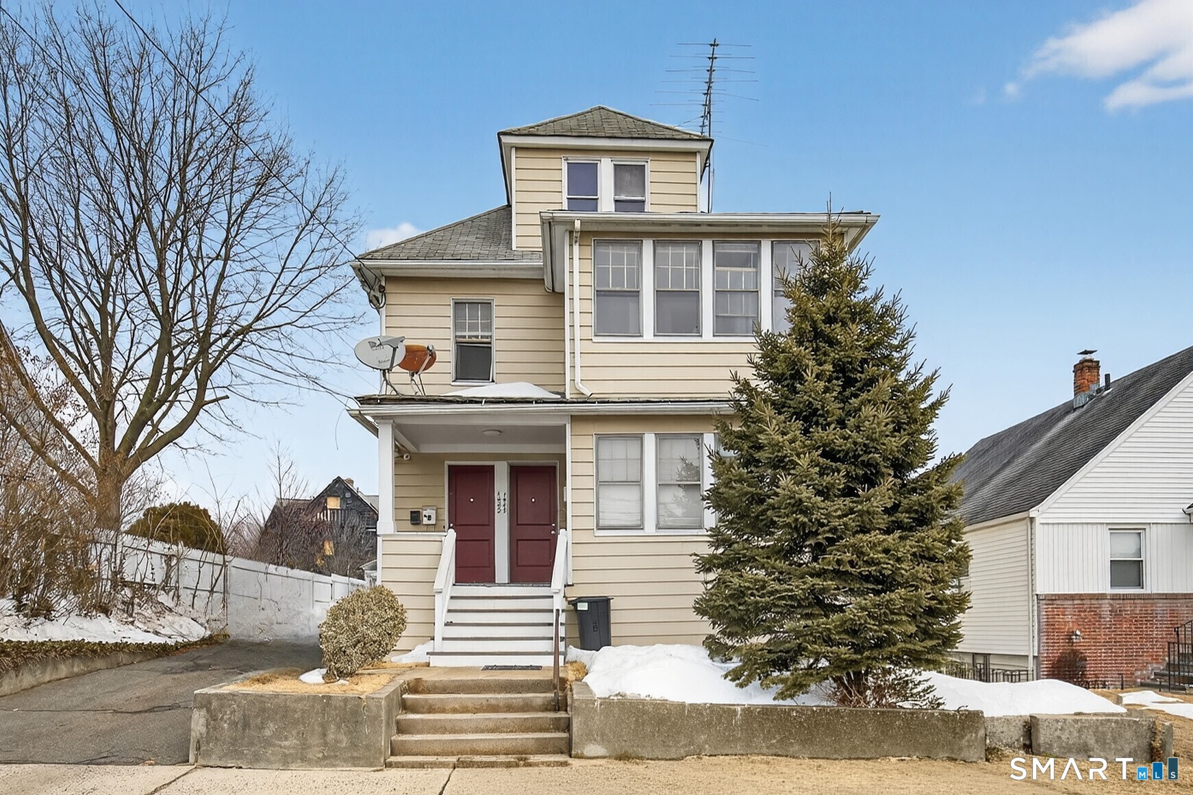 1440 Wood Avenue, Bridgeport, CT 06604 | For Sale at $749,500