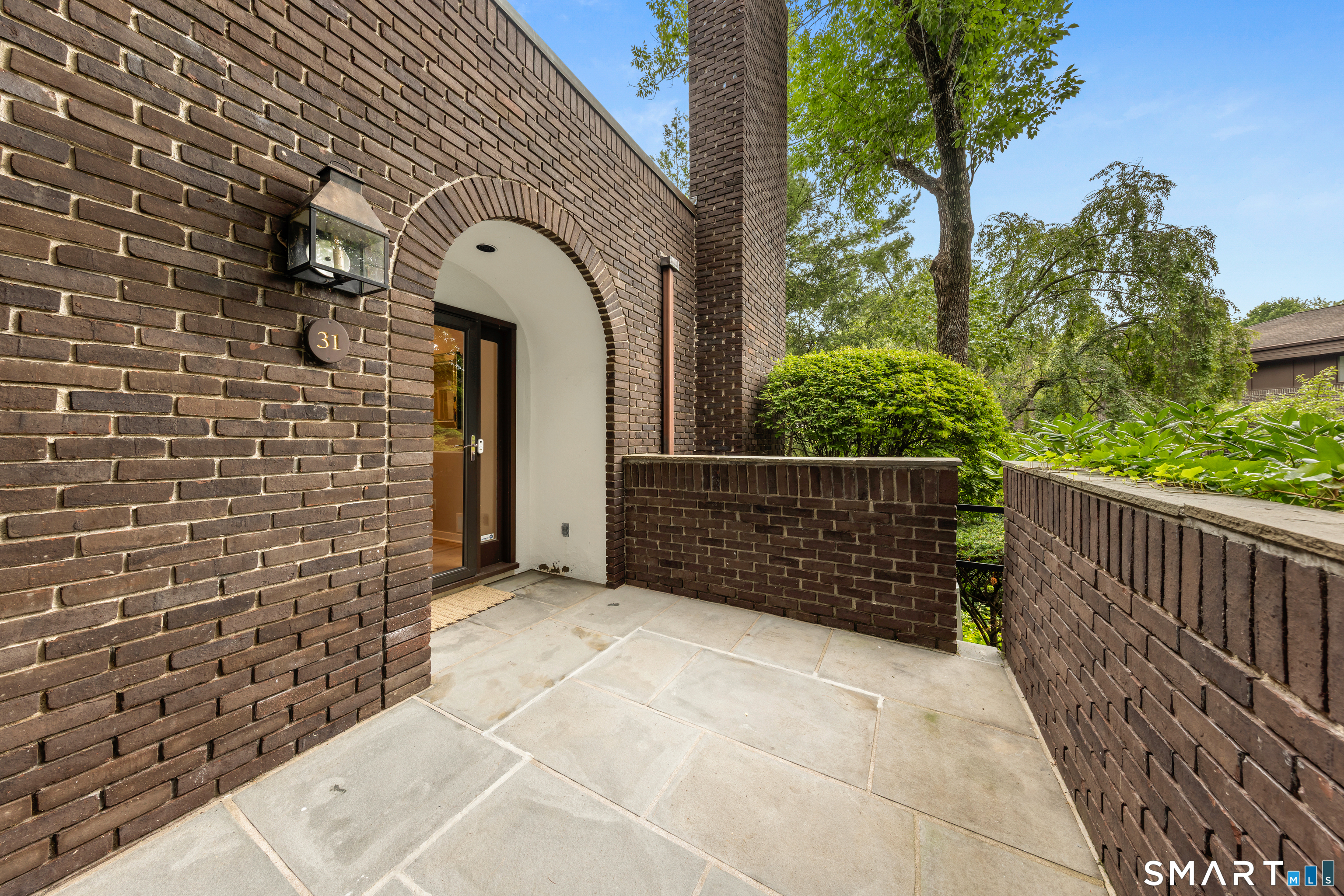 289 New Norwalk Road, 31, New Canaan, CT 06840 | For Sale at $1,375,000
