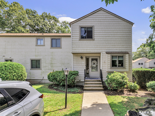  townhouse condo for sale located at 108 Fiddler Green Road, d, Stratford, CT 06615