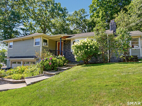  single family home for sale located at 150 Suzanne Circle, Trumbull, CT 06611