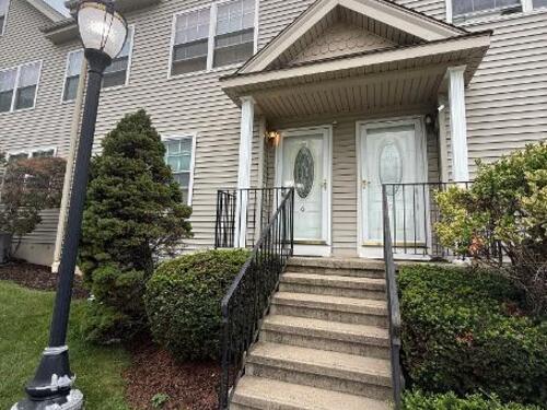  townhouse condo for sale located at 40 Division Street, 6, Danbury, CT 06810