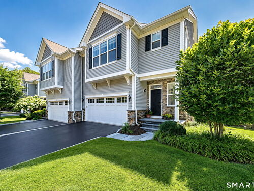  townhouse condo for sale located at 560 River Road, 33, Shelton, CT 06484