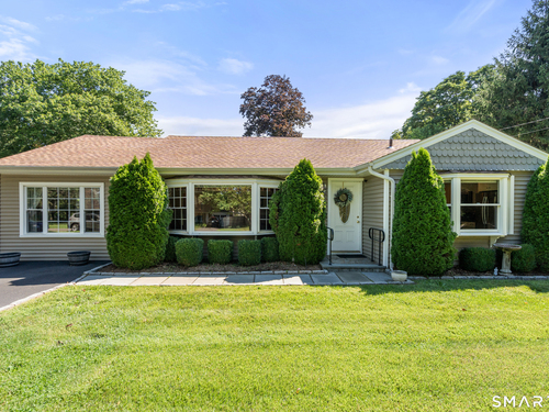  single family home for sale located at 17 Winnipauk Drive, Norwalk, CT 06851