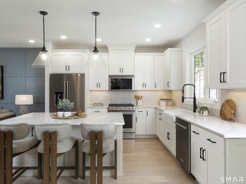 New construction townhouse condo for sale located at 10 Bramble Way, homesite #32, Brookfield, CT 06804