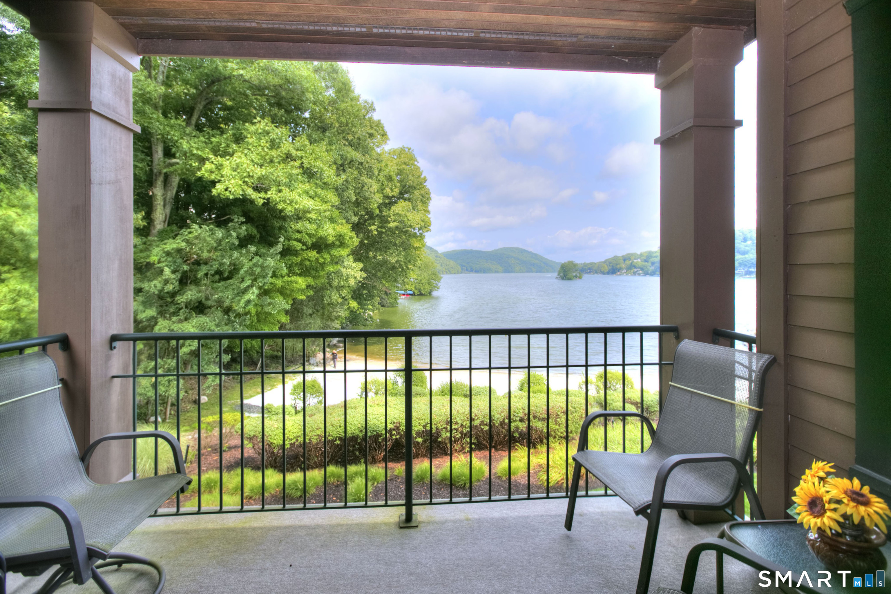 16 Hayestown Road, d201, Danbury, CT 06811 | For Sale at $929,000
