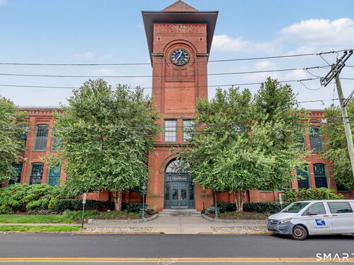  condo home for sale located at 25 Grand Street, 158, Norwalk, CT 06851
