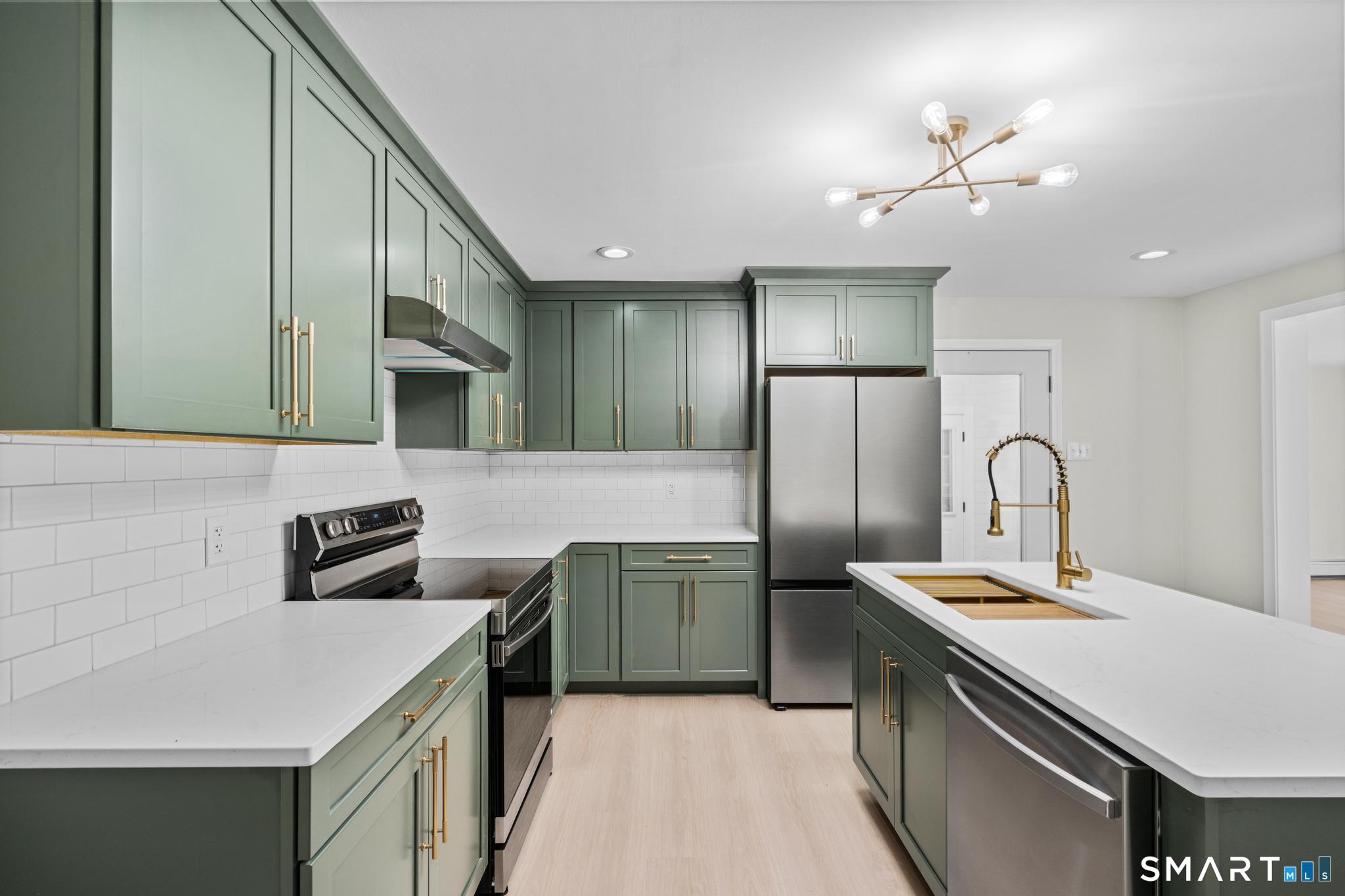 576 Huntington Street, Shelton, CT 06484 | For Sale at $829,900