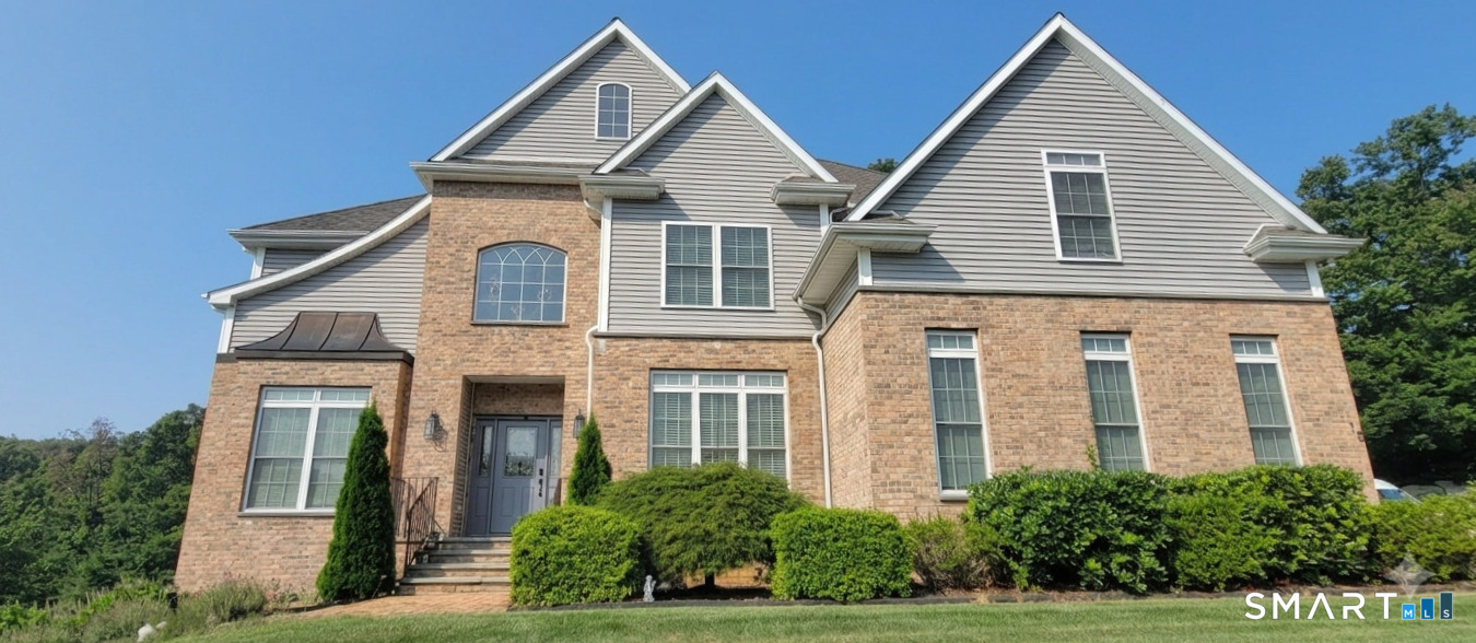 15 Maggie Lane, Shelton, CT 06484 | For Sale at $1,049,000