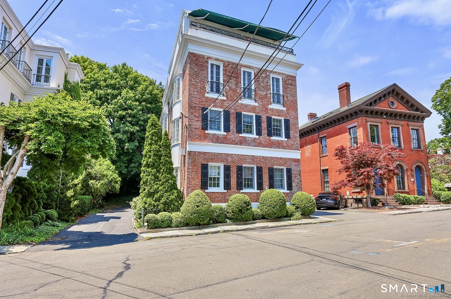 236 Main Street, 236, Fairfield, CT 06890 | For Sale at $1,495,000