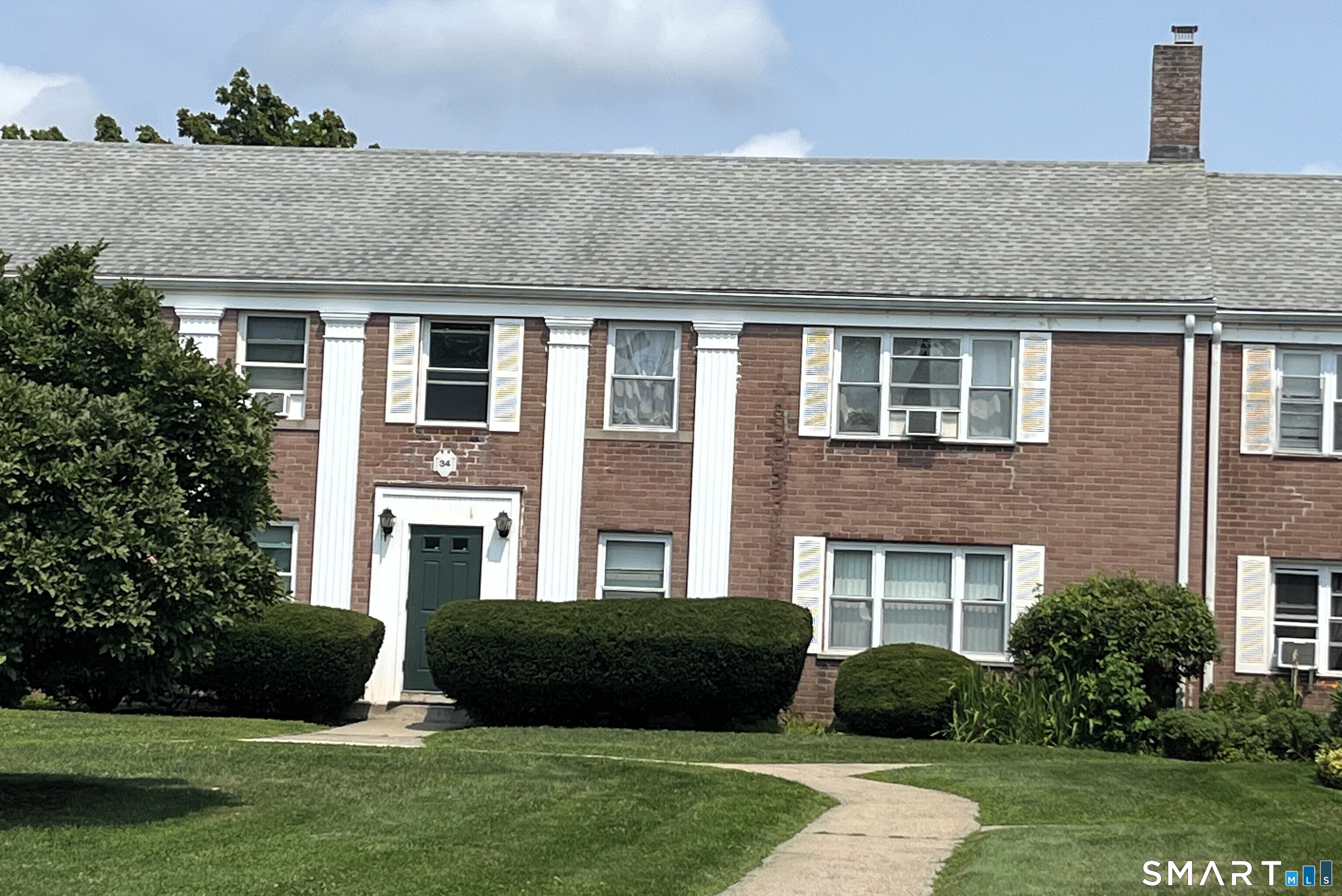 34 Standish Road, 4, Stamford, CT 06902 | For Sale at $295,000