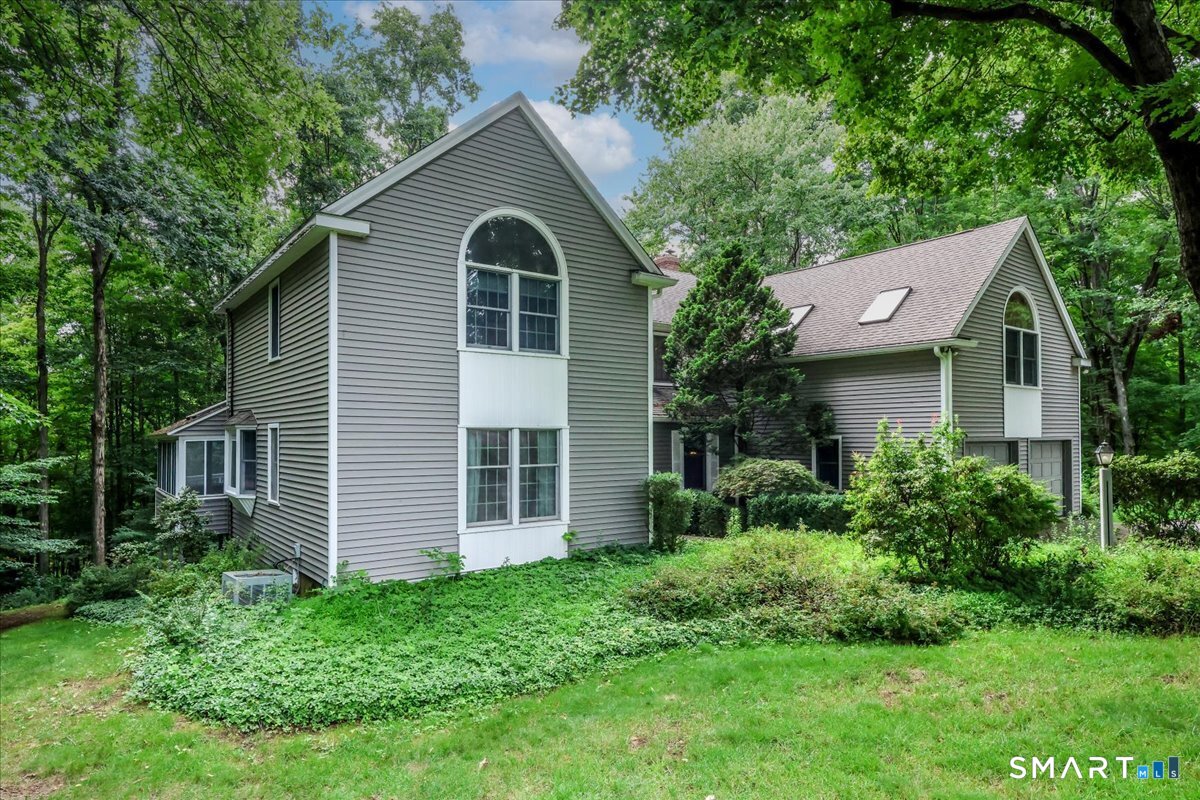 21 Farm Road, Sherman, CT 06784 | For Sale at $629,000