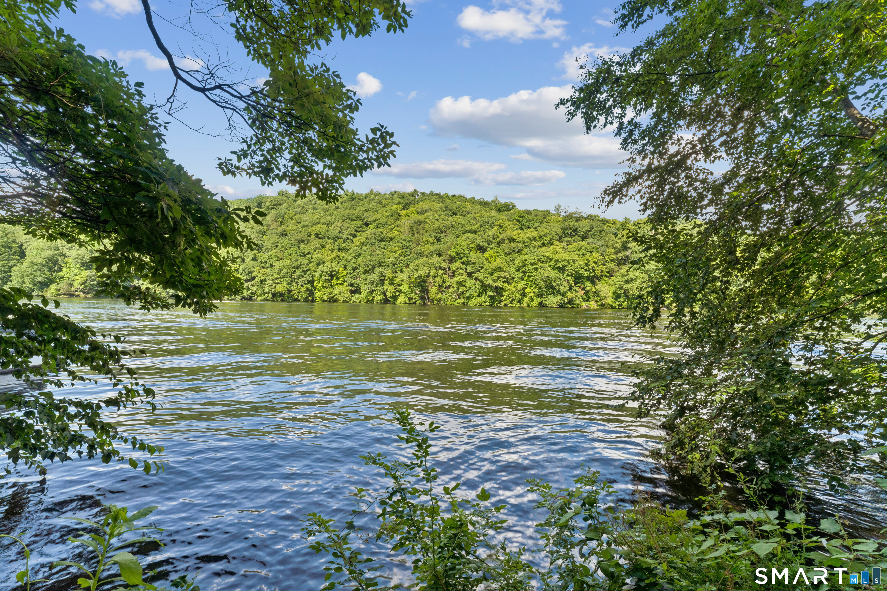 77 Algonquin Trail, Newtown, CT 06482 | For Sale at $650,000