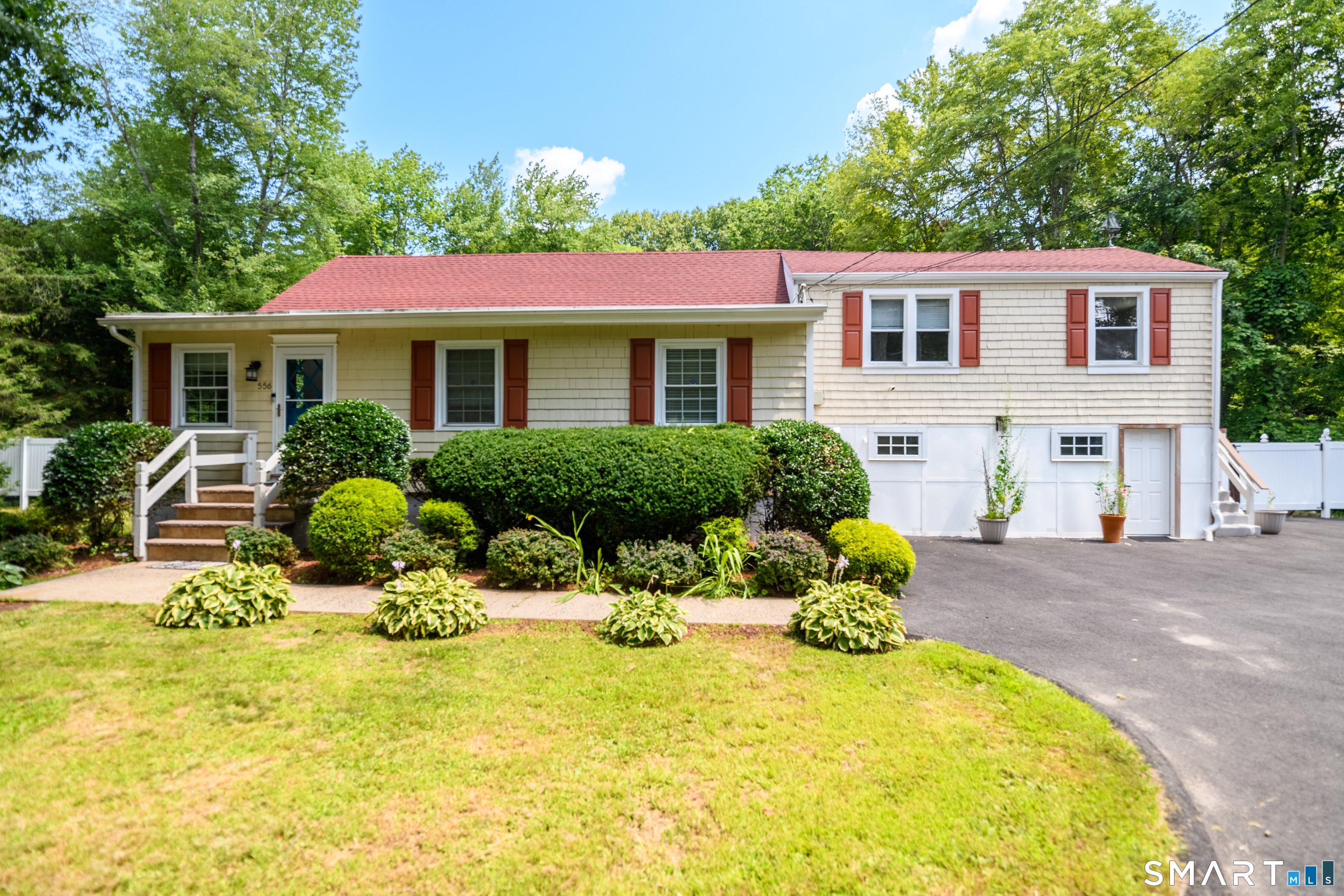 556 Pepper Street, Monroe, CT 06468 | For Sale at $634,000