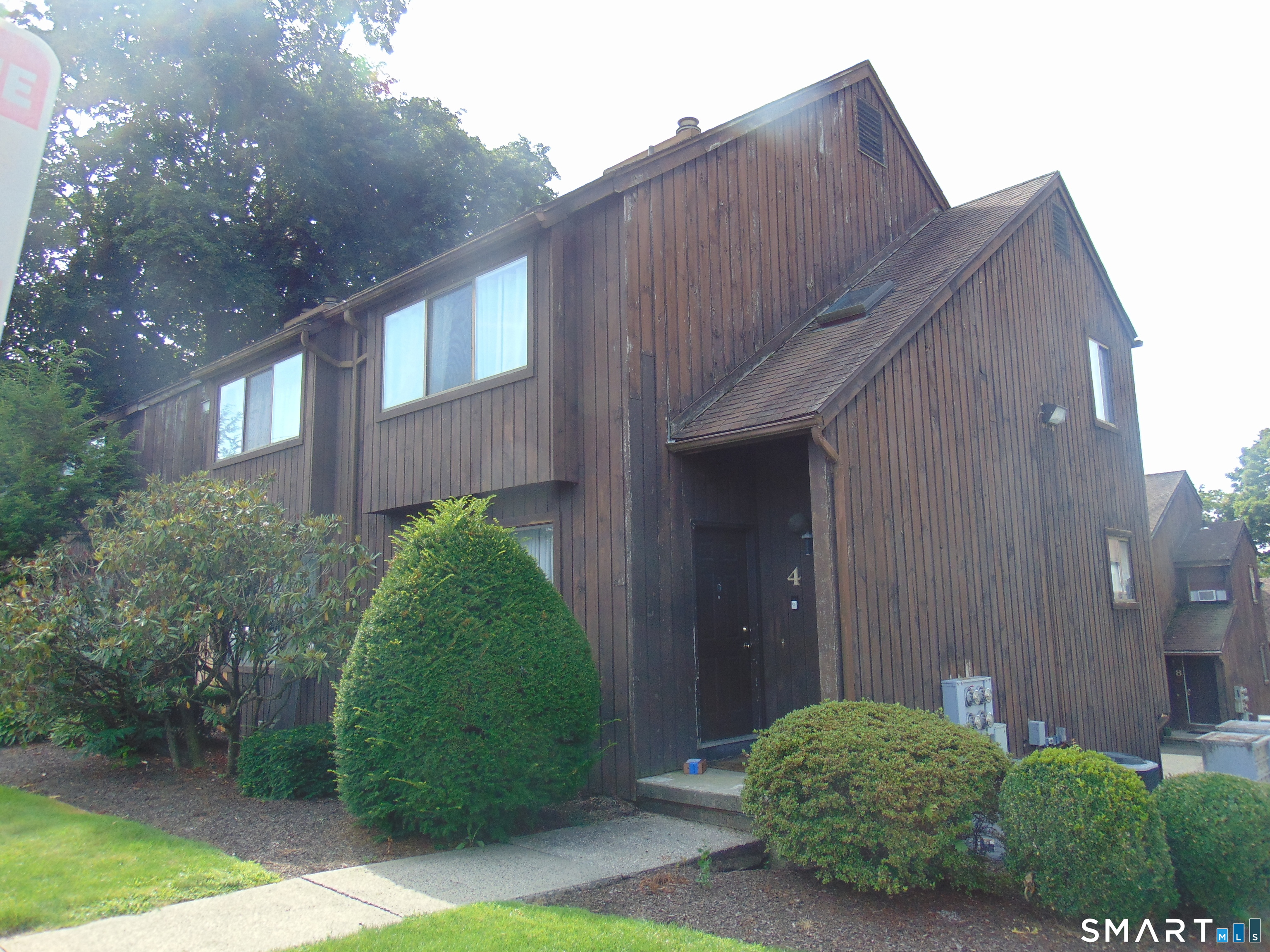 56 Franklin Street, 2-12, Danbury, CT 06810 | For Sale at $275,000