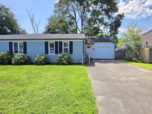  single family home for sale located at 11 Knapps Park Drive, Fairfield, CT 06825