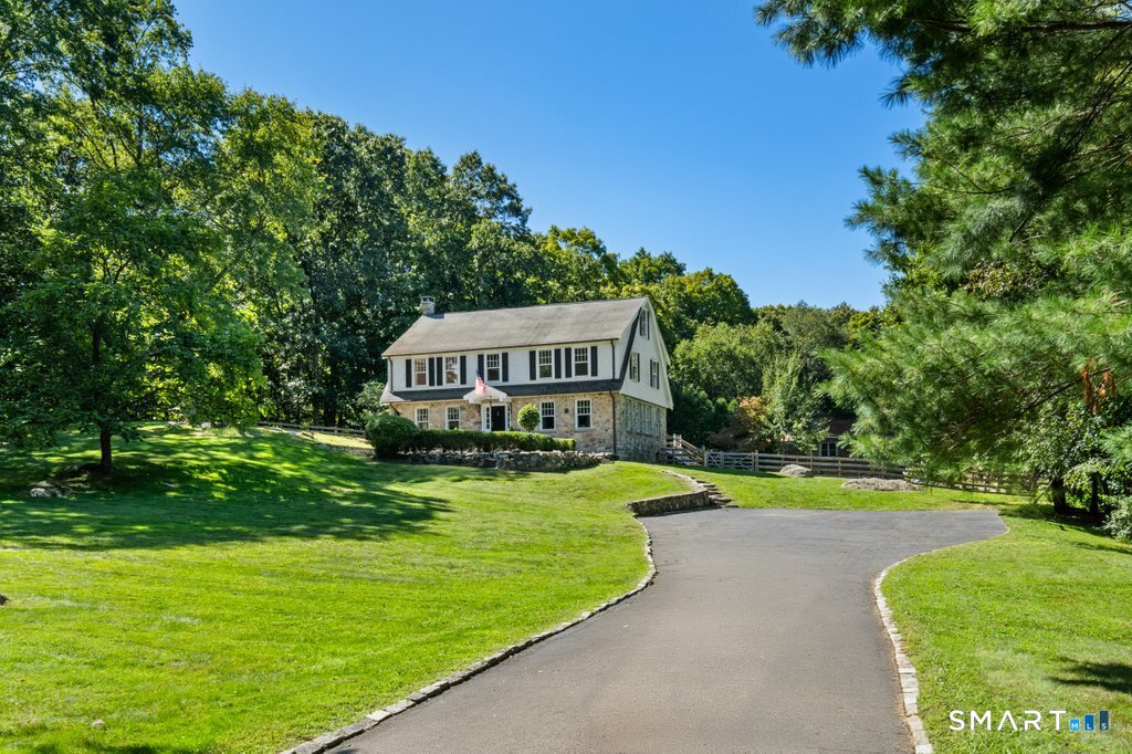 592 West Hill Road, Stamford, CT 06902 | For Sale at $1,299,000