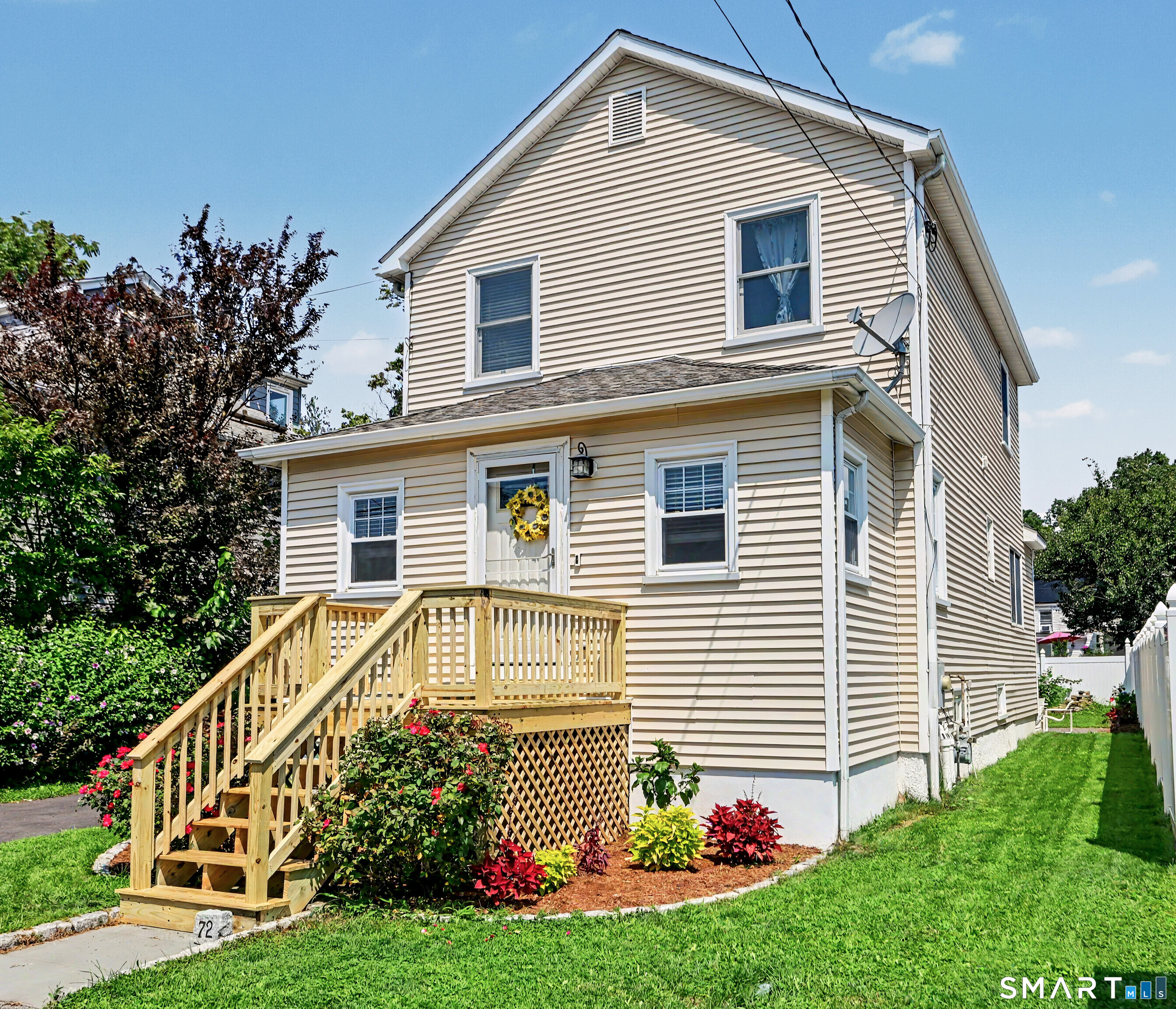 72 Palmer Avenue, Stamford, CT 06902 | For Sale at $669,000