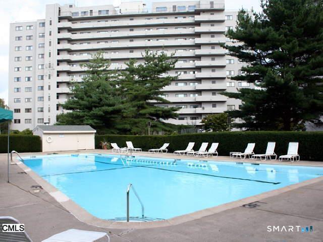 3200 Park Avenue, 6f1, Bridgeport, CT 06604 | For Sale at $475,000