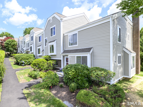  condo home for sale located at 71 Aiken Street, k9, Norwalk, CT 06851