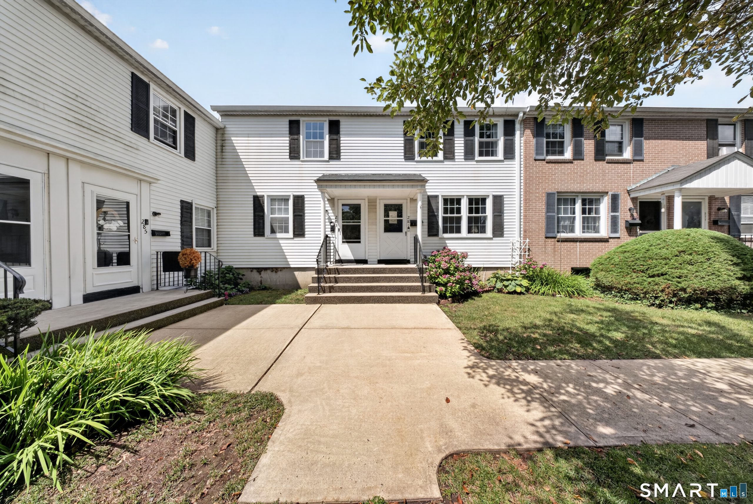 281 Sylvan Knoll Road, Stamford, CT 06902 | For Sale at $335,000