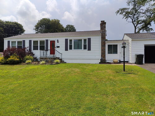  multi family home for sale located at 4 Ascolese Road, Trumbull, CT 06611
