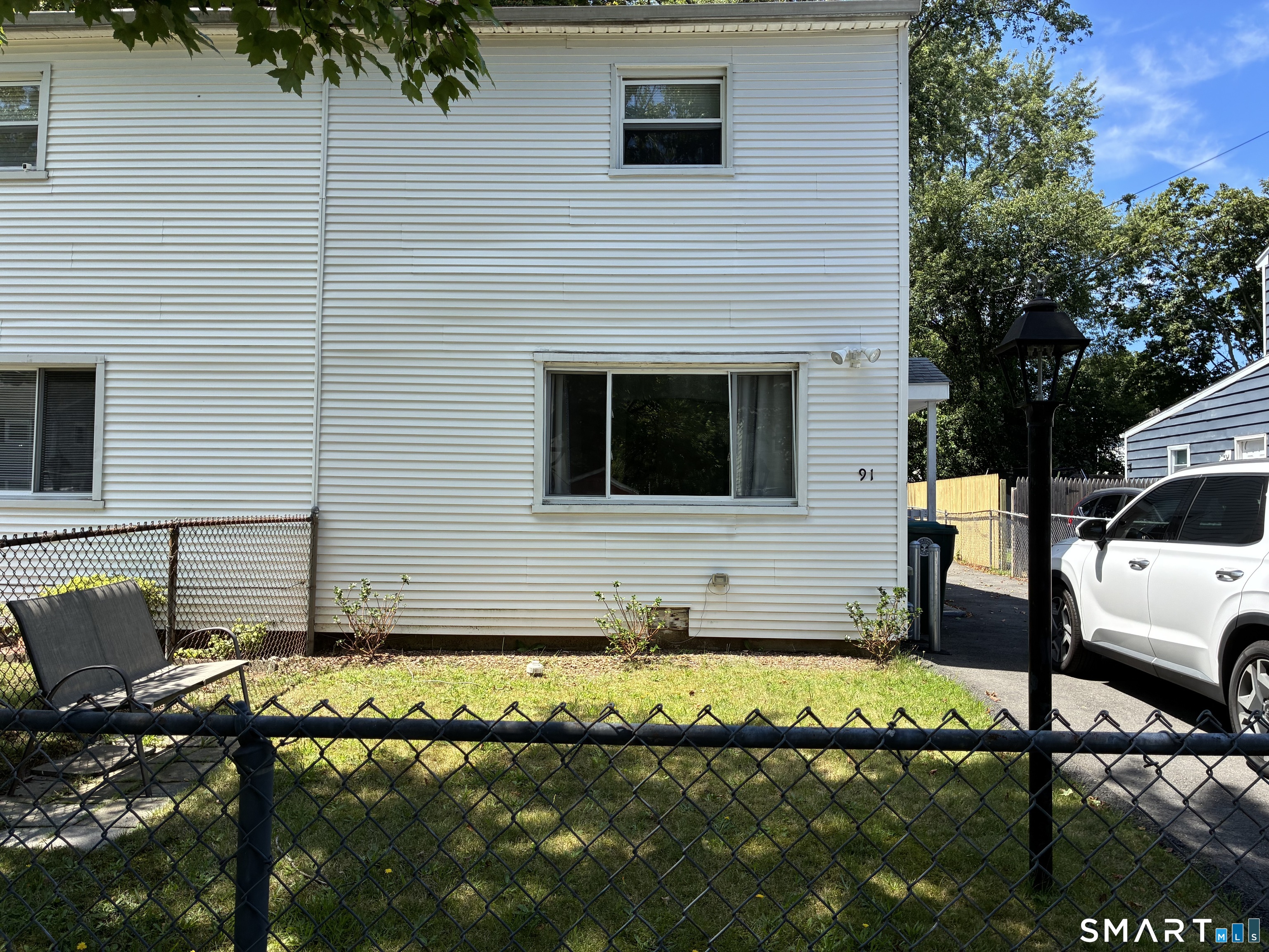 91 Mcgrath Court, Stratford, CT 06615 | For Sale at $325,000