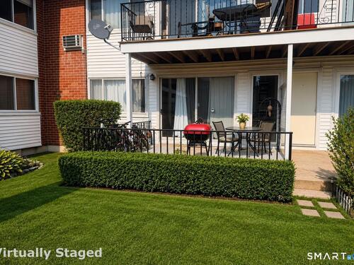  condo home for sale located at 80 County Street, 7b, Norwalk, CT 06851