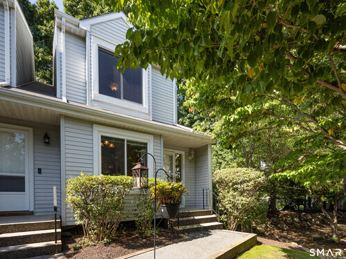  townhouse condo for sale located at 20 East Pembroke Road, 22, Danbury, CT 06811