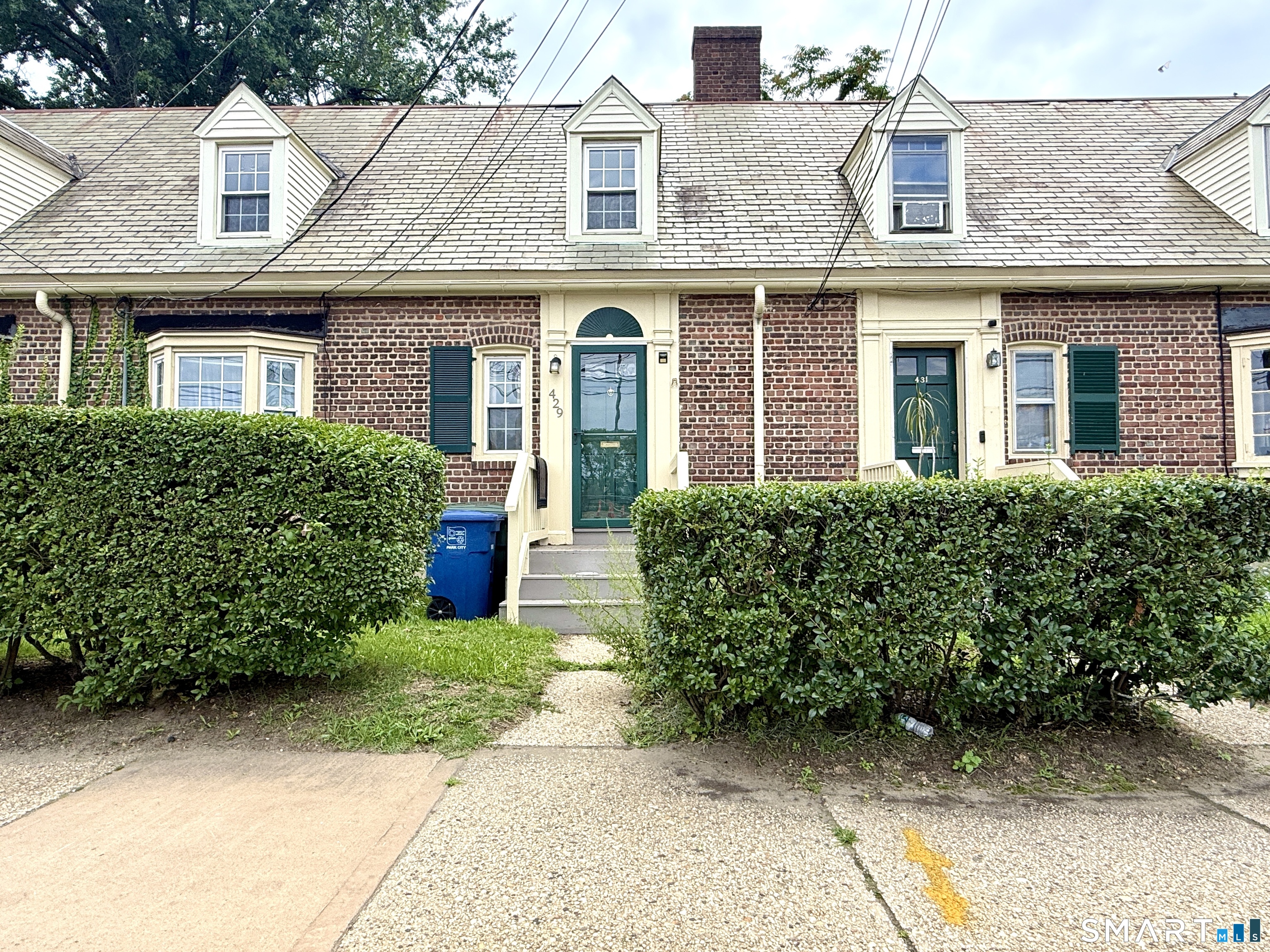 429 Iranistan Avenue, Bridgeport, CT 06604 | For Sale at $120,000
