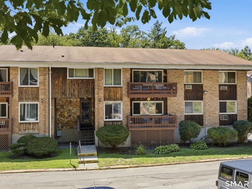  condo home for sale located at 333 Vincellette Street, 47, Bridgeport, CT 06606