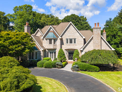  single family home for sale located at 10 Weddington Lane, Weston, CT 06883