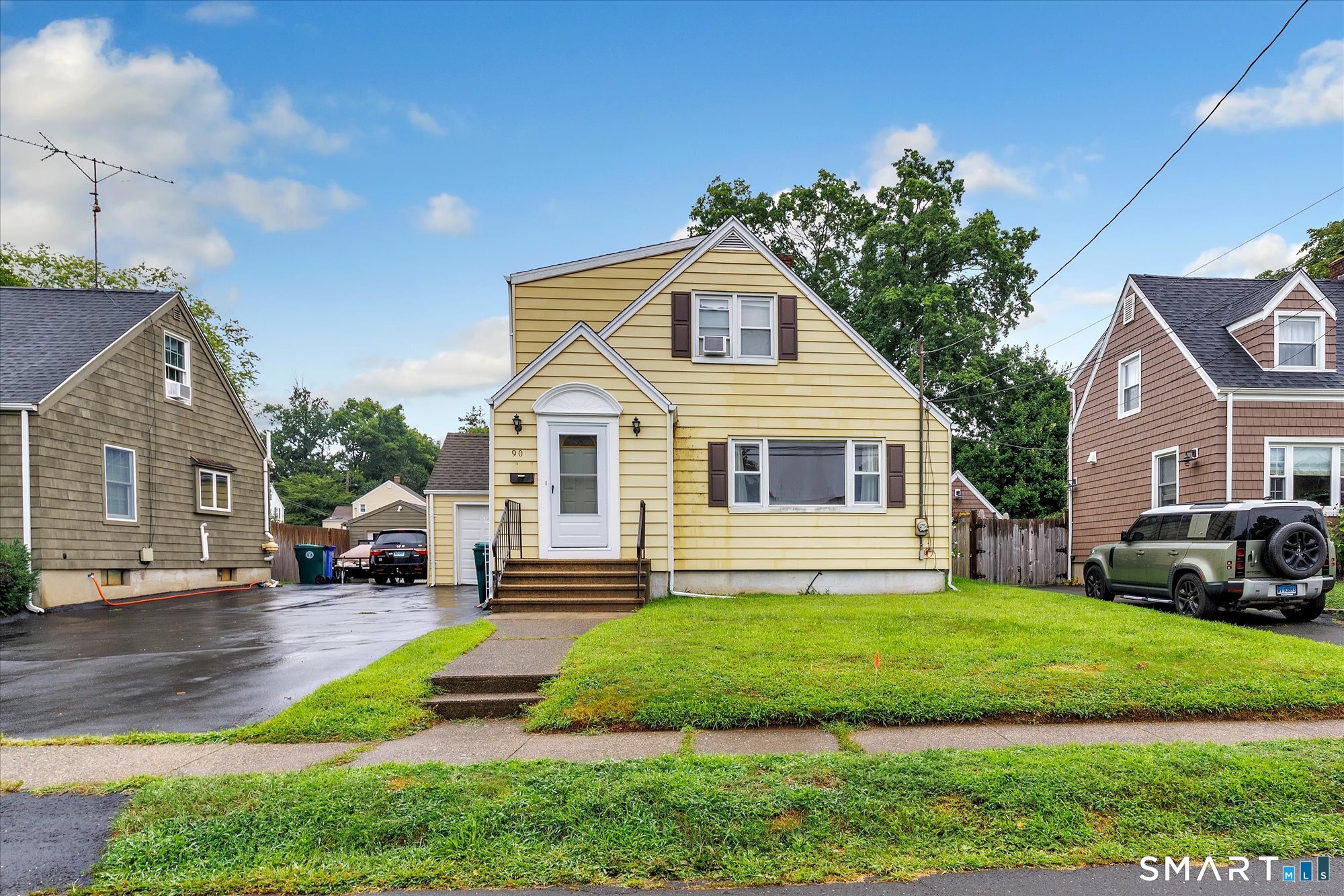 90 Ulrich Road, Stratford, CT 06614 | For Sale at $525,000