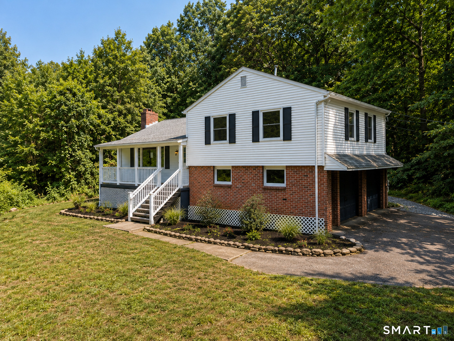 115 Forty Acre Mountain Road, Danbury, CT 06811 | For Sale at $699,111