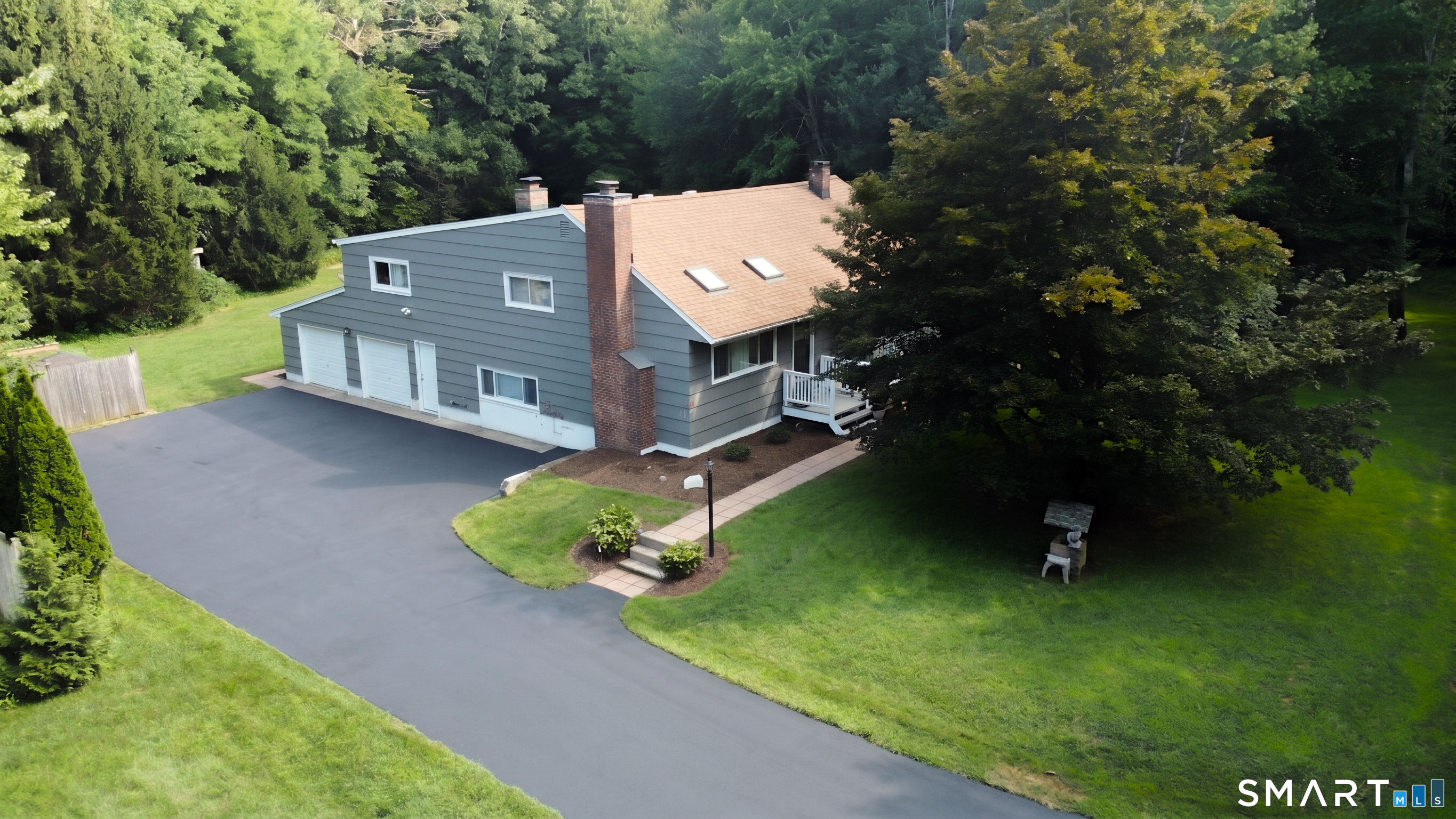6 Paugussett Road, Newtown, CT 06482 | For Sale at $545,000