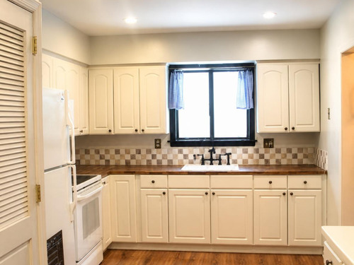  townhouse condo for sale located at 54 Whitmore Lane, 3, Stamford, CT 06902