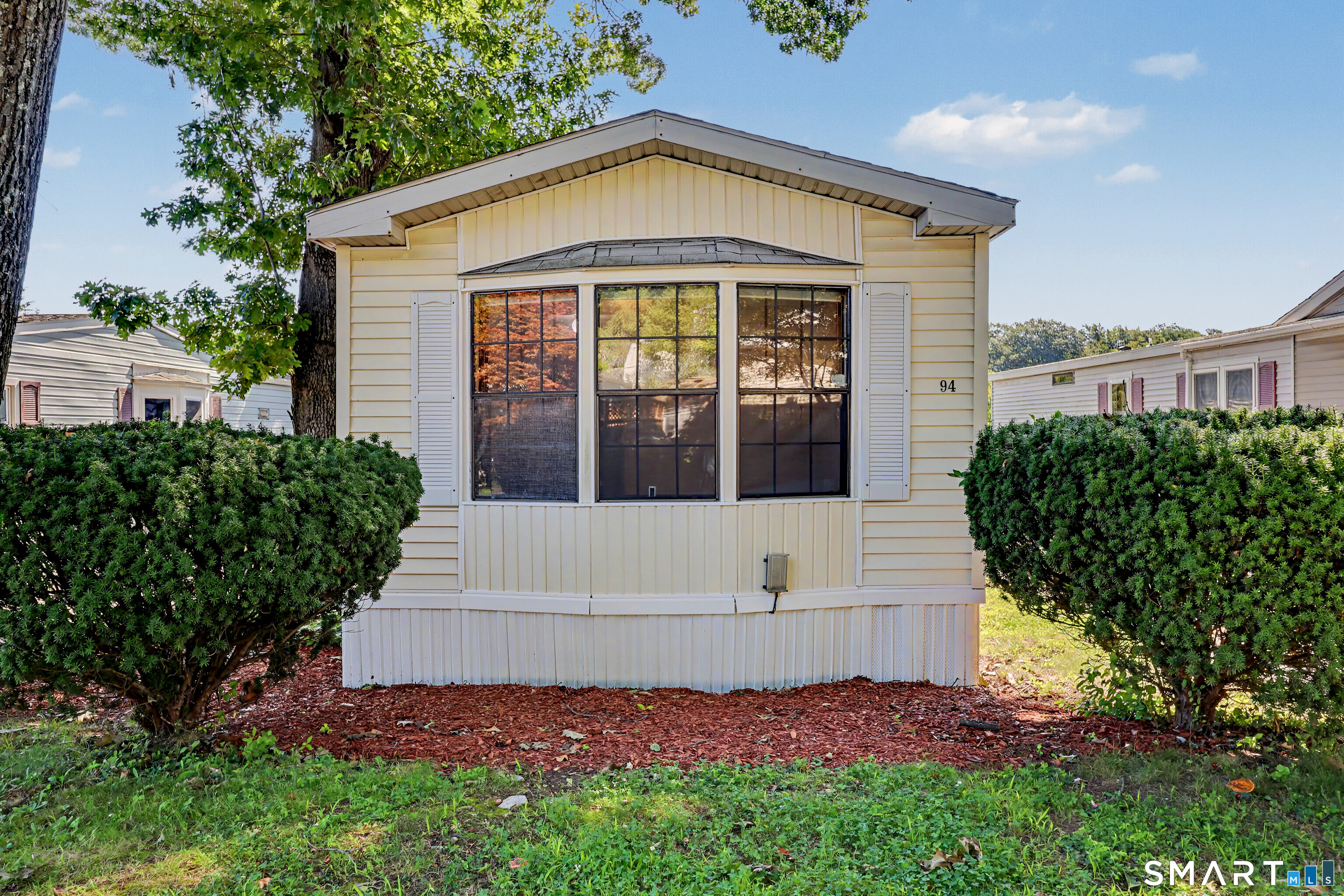 94 Woodland Park, Shelton, CT 06484 | For Sale at $165,000
