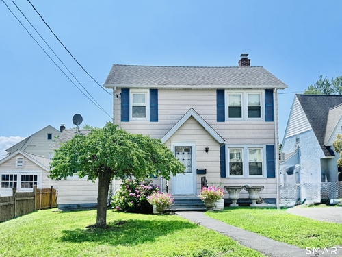  single family home for sale located at 31 Hamilton Avenue, Stamford, CT 06902