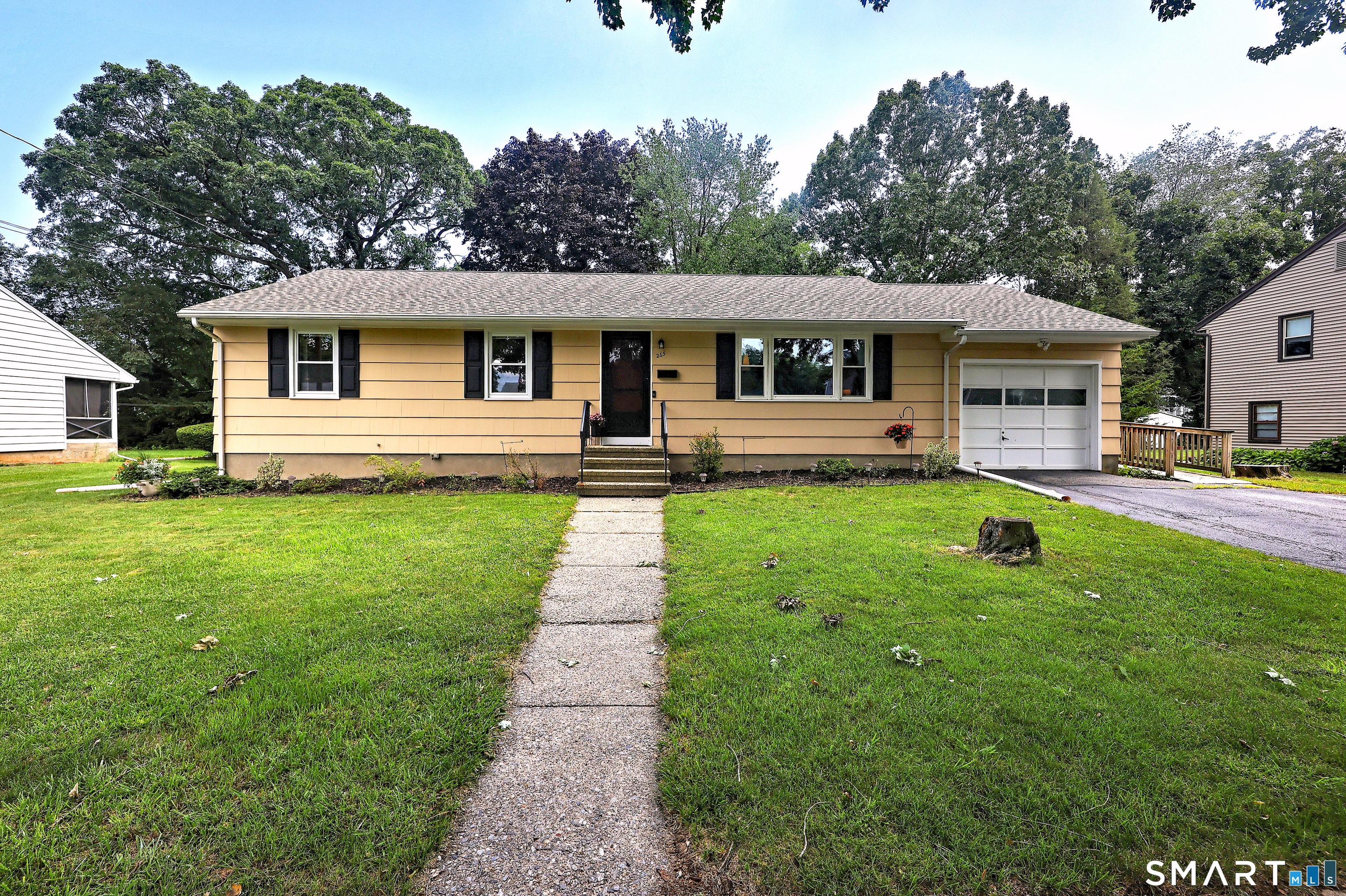 265 Arrowhead Place, Stratford, CT 06614 | For Sale at $529,900