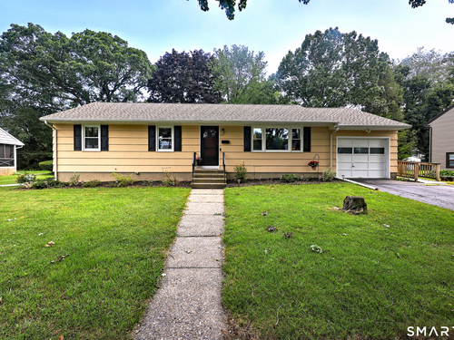  single family home for sale located at 265 Arrowhead Place, Stratford, CT 06614