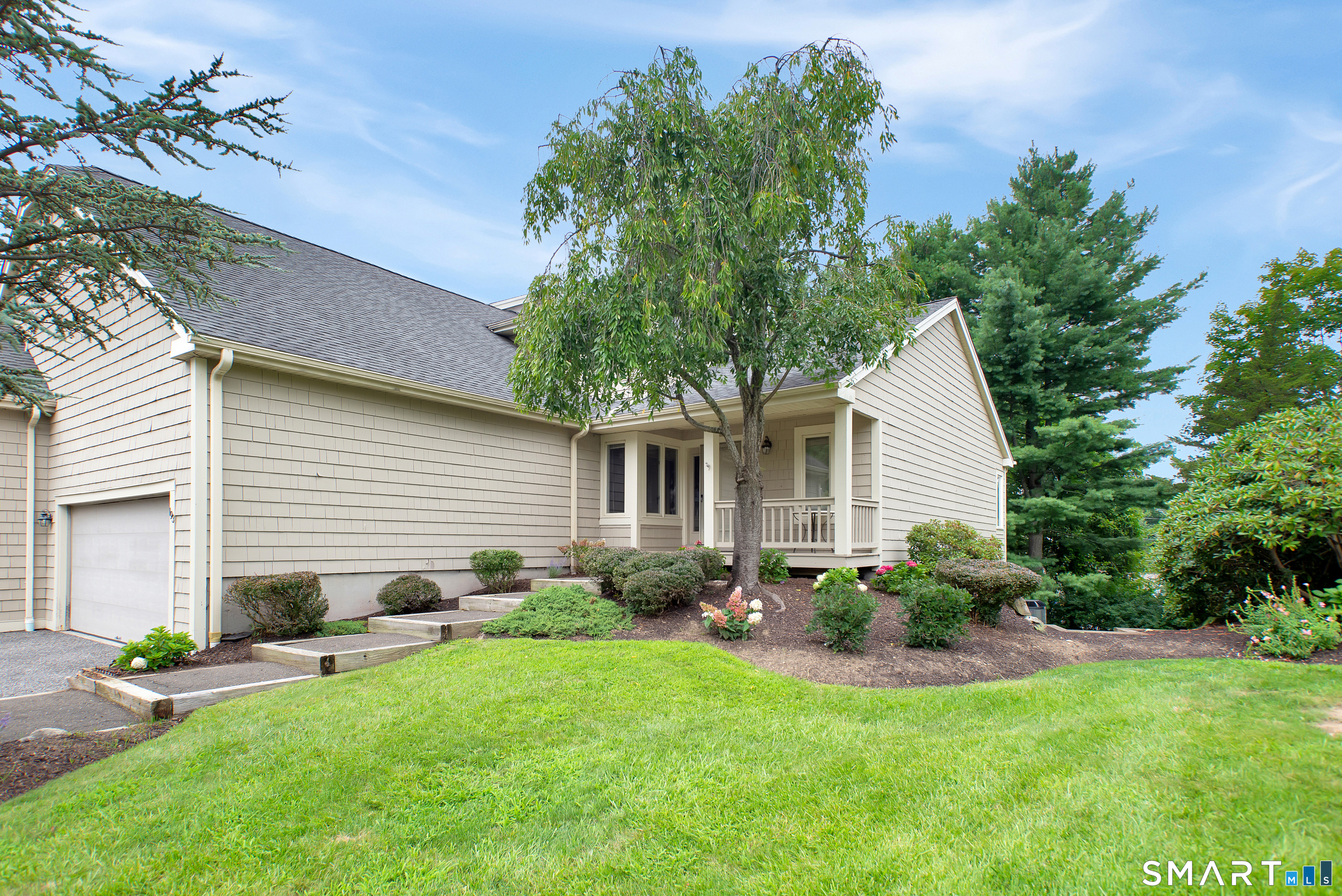 12 Boulevard Drive, 36-193, Danbury, CT 06810 | For Sale at $575,000