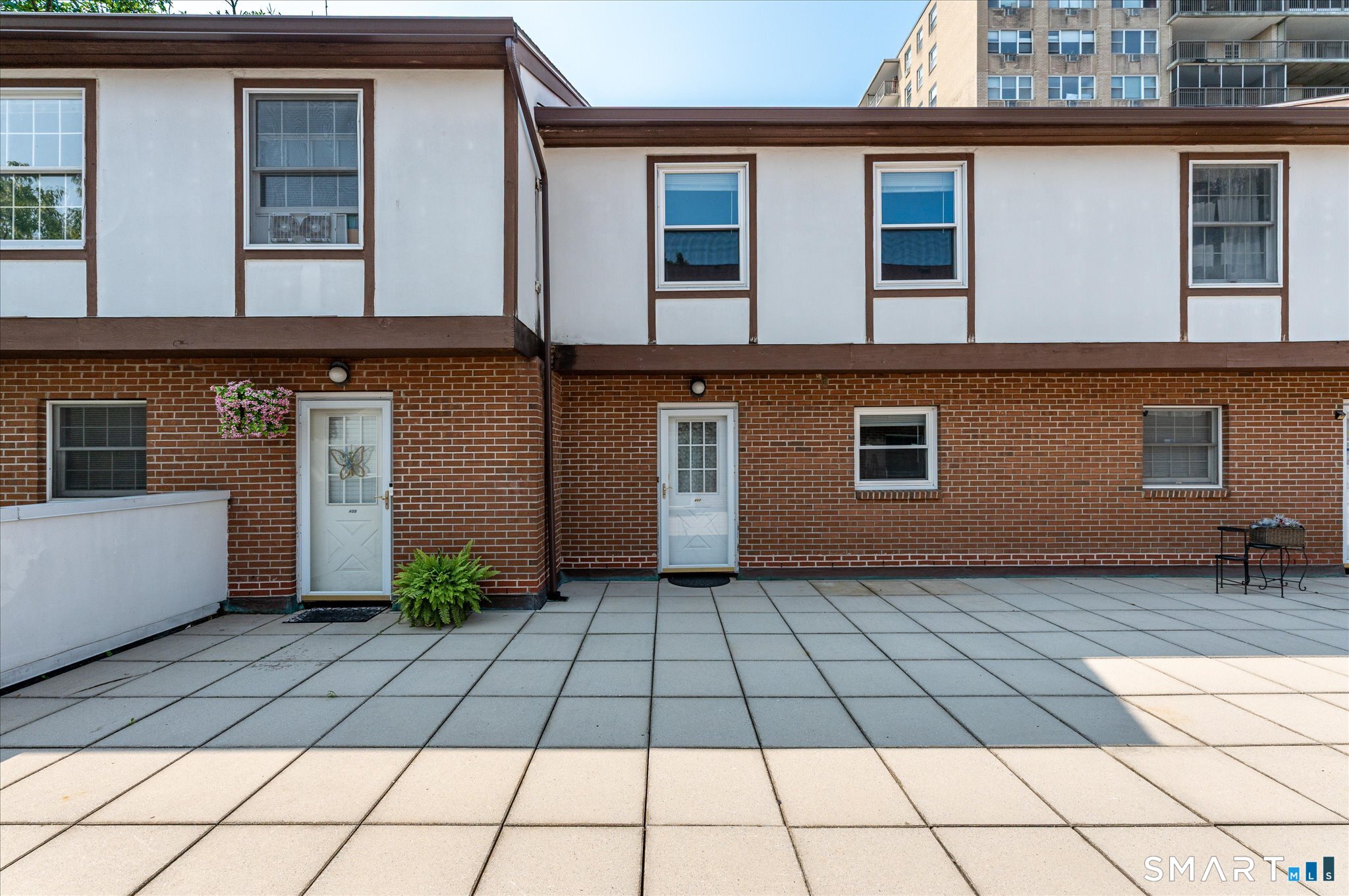 77 Glenbrook Road, 407, Stamford, CT 06902 | For Sale at $425,000