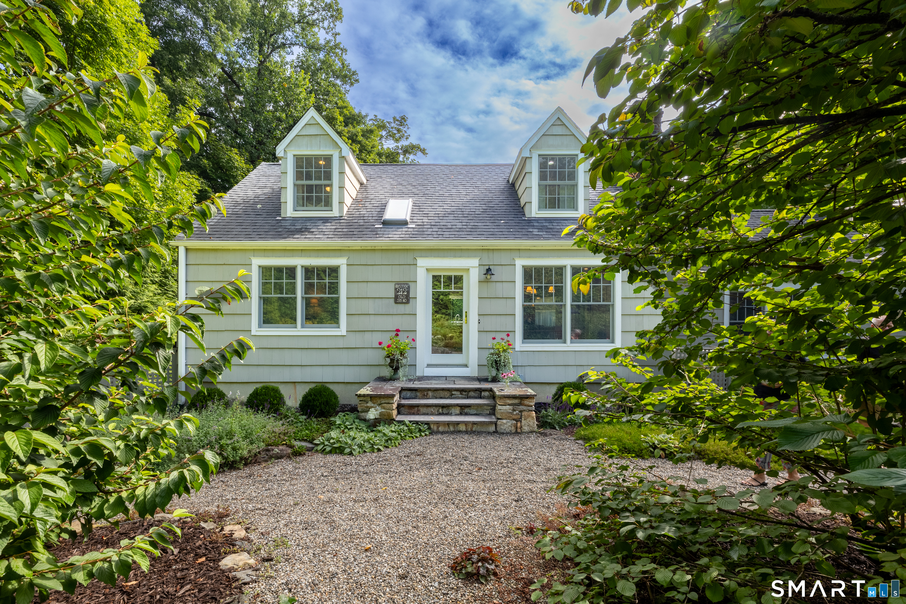212 Old Sib Road, Ridgefield, CT 06877 | For Sale at $859,000