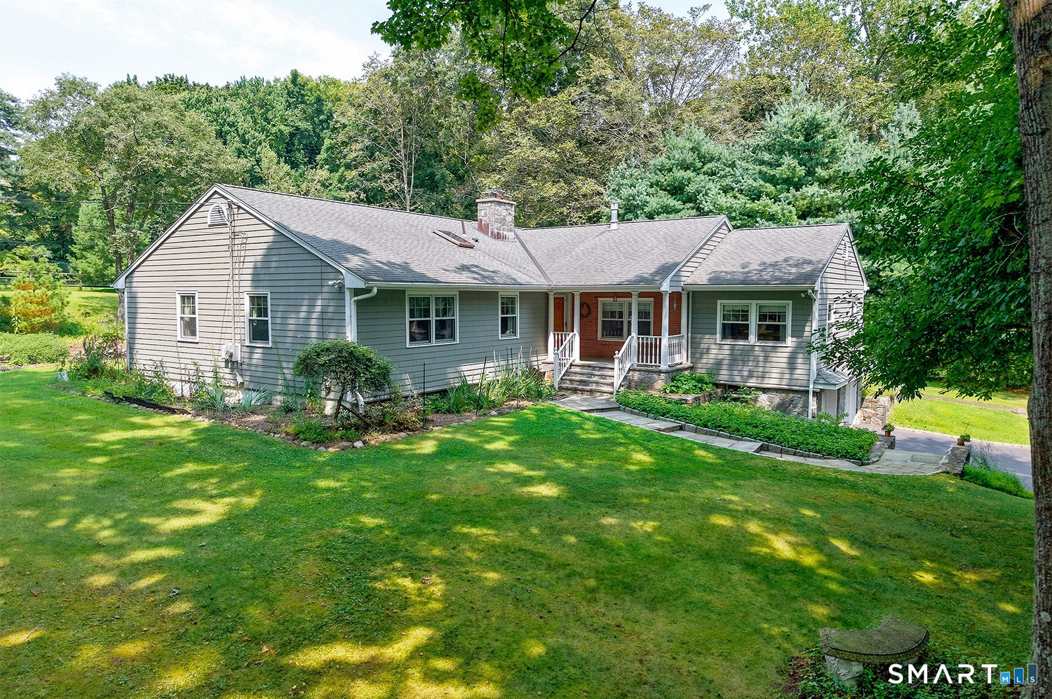 570 Burr Street, Fairfield, CT 06824 | For Sale at $1,375,000