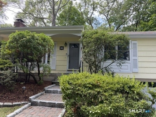  single family home for sale located at 6 Vanderbilt Avenue, Norwalk, CT 06854