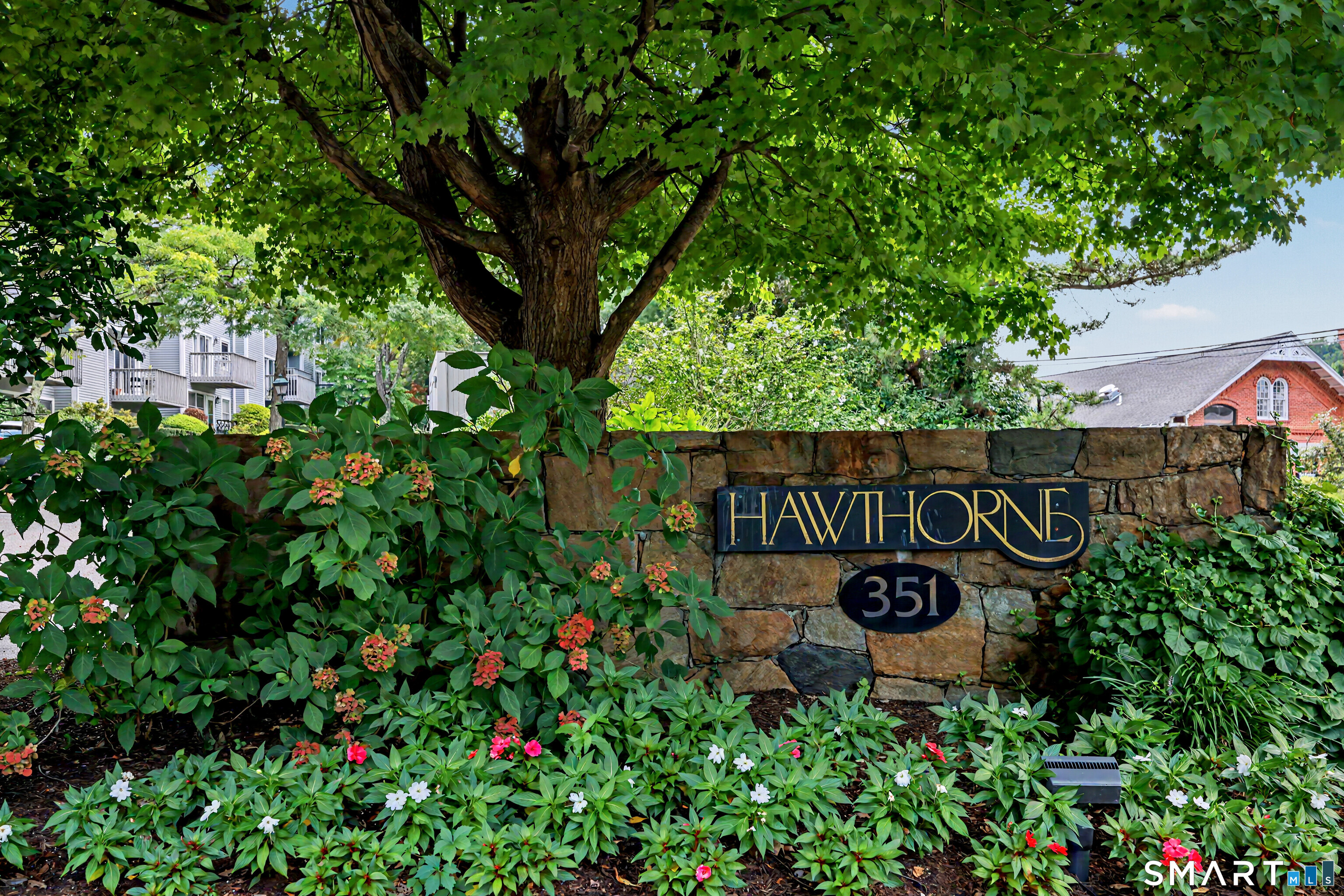 351 Pemberwick Road, 503, Greenwich, CT 06831 | For Sale at $1,015,000