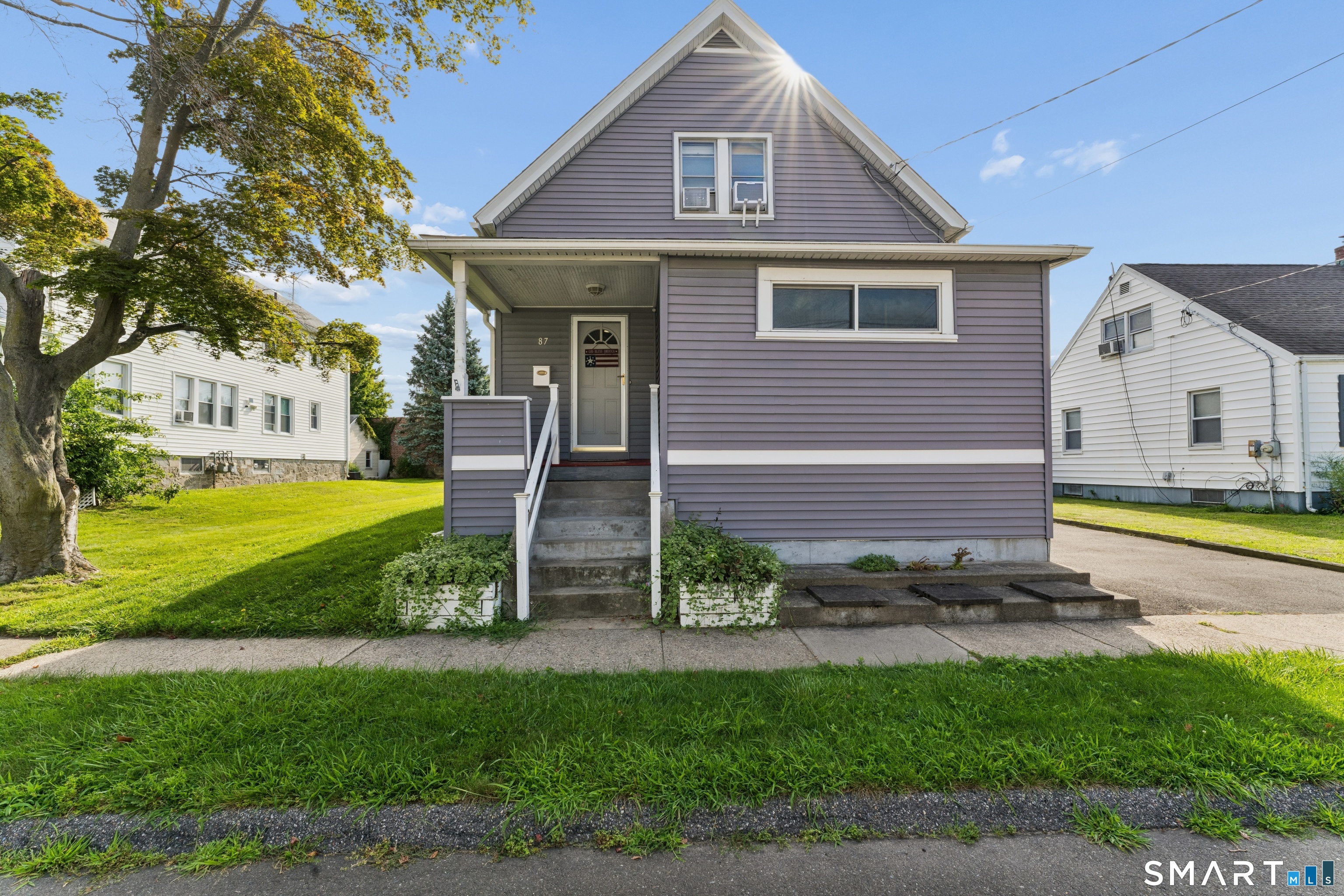 87 High Park Avenue, Stratford, CT 06615 | For Sale at $379,900