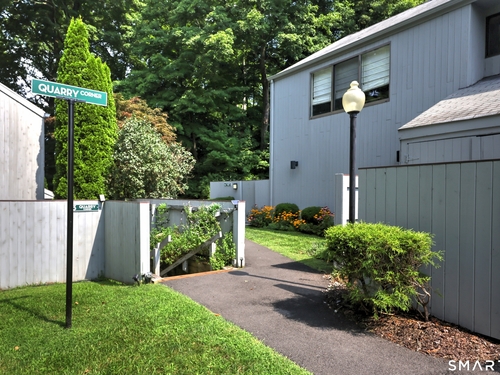  condo home for sale located at 5 Quarry Corner, 5, Ridgefield, CT 06877