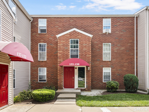  condo home for sale located at 135 Heather Ridge, 135, Shelton, CT 06484