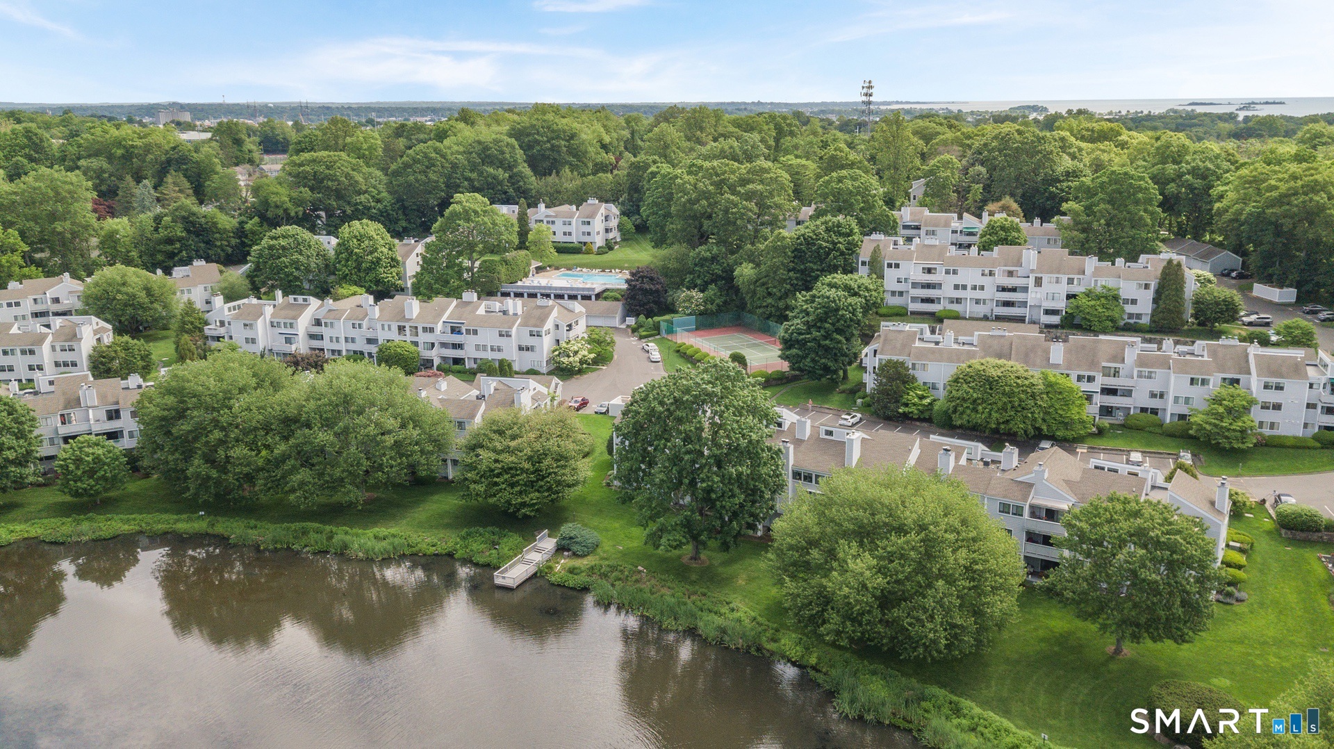 173 Rowayton Woods Drive, 173, Norwalk, CT 06854 | For Sale at $650,000