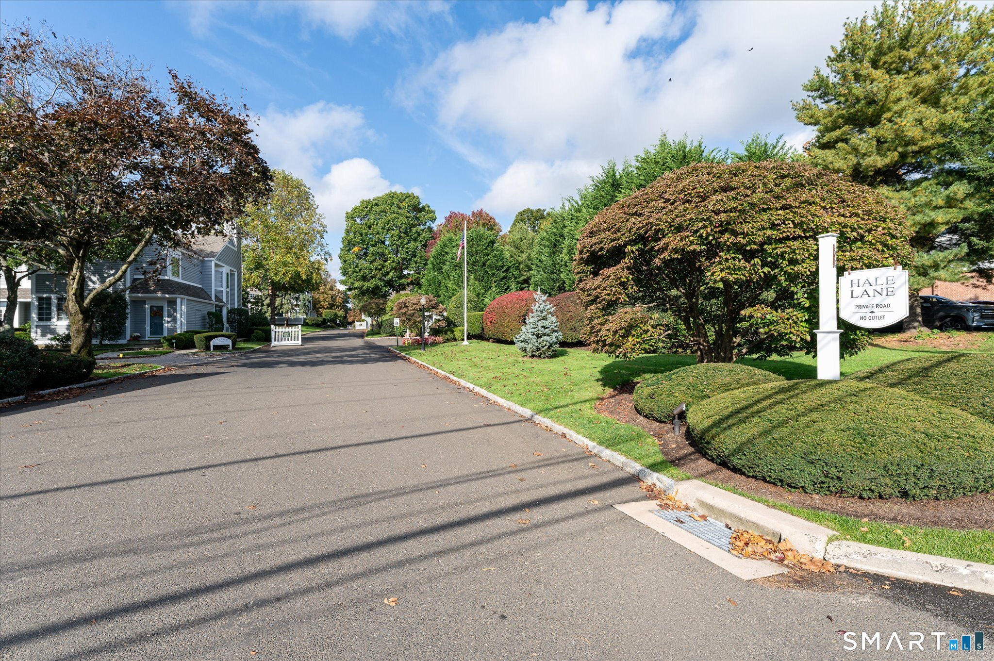 71 Hale Lane, 71, Darien, CT 06820 | For Sale at $2,450,000